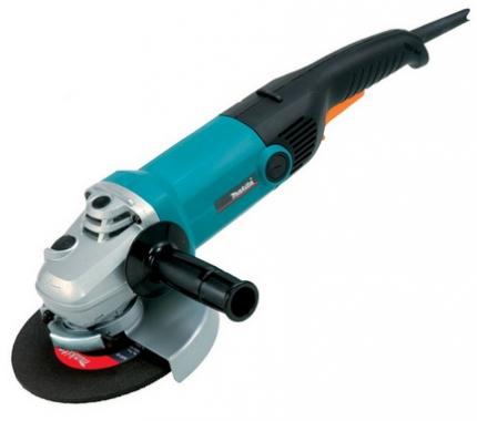 Makita GA7010C